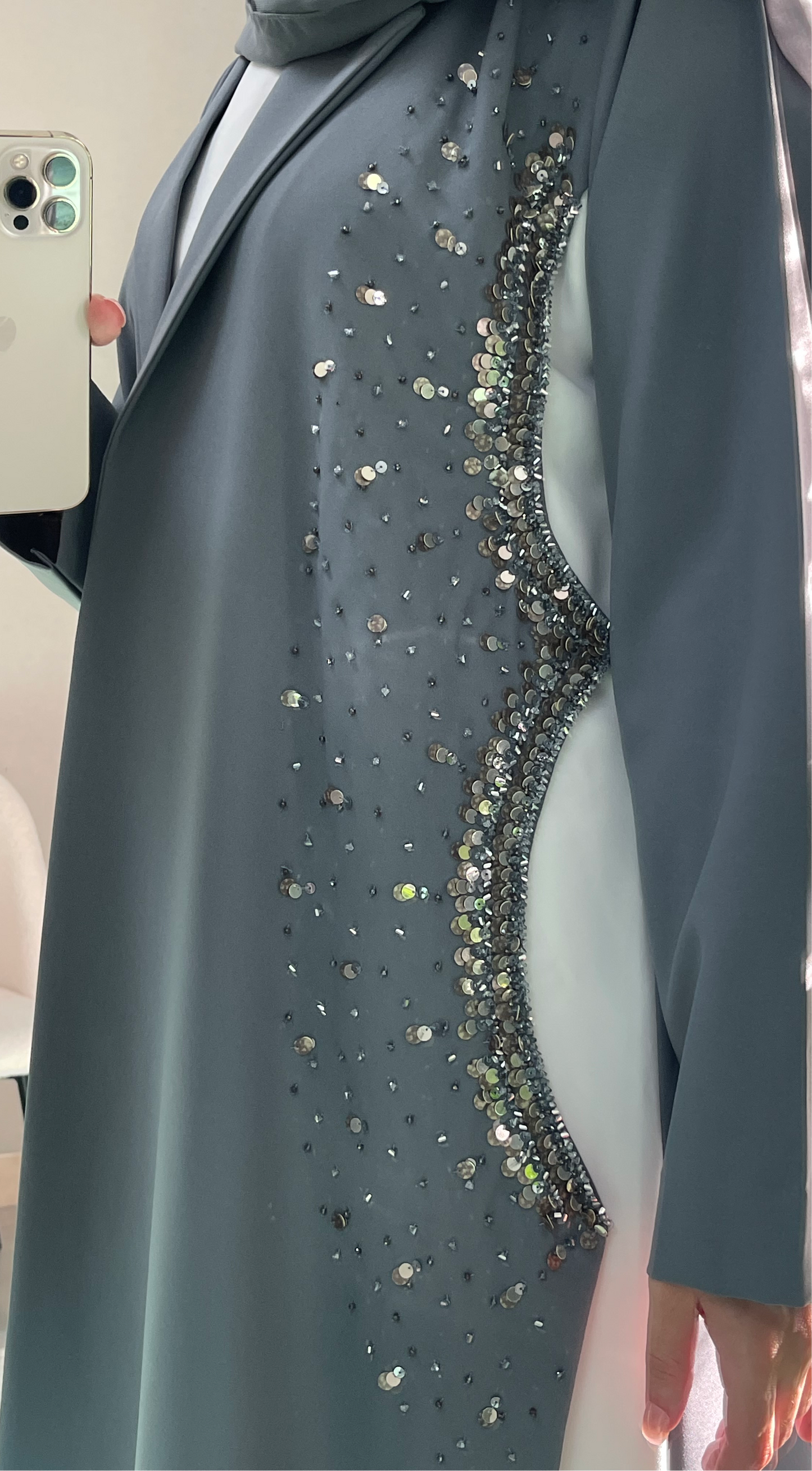 عباية قصة بليزر مع الشك الفاخر